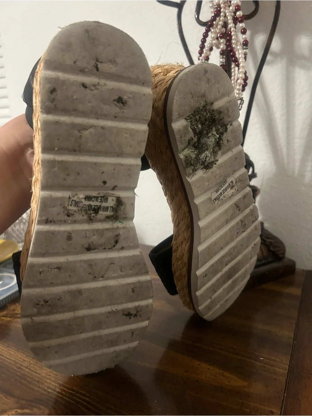 DV Dolce Vita Bindi Black Espadrille Wedge Sandals Size 7
